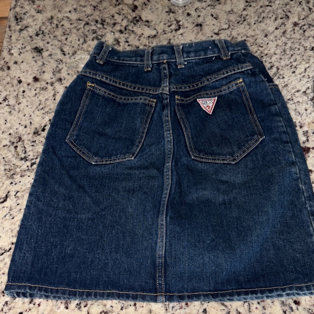 Vintage Y2K Guess skirt|denim|pencil|Dark blue Guess#poshmark#Y2K#Baddie#denim